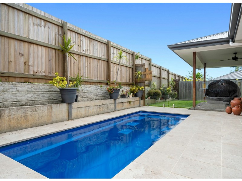 4 School Boat Place, Bli Bli QLD 4560