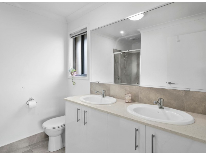 4 School Boat Place, Bli Bli QLD 4560