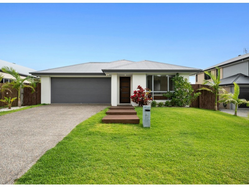 4 School Boat Place, Bli Bli QLD 4560