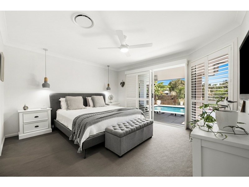 14 Karinya Place, Twin Waters QLD 4564
