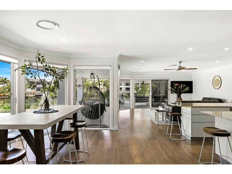 14 Karinya Place, Twin Waters QLD 4564