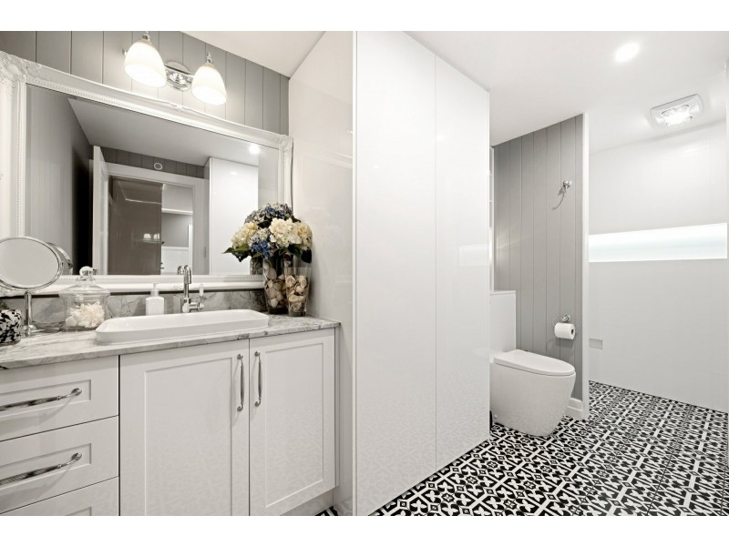 13/179 Ocean Drive, Twin Waters QLD 4564