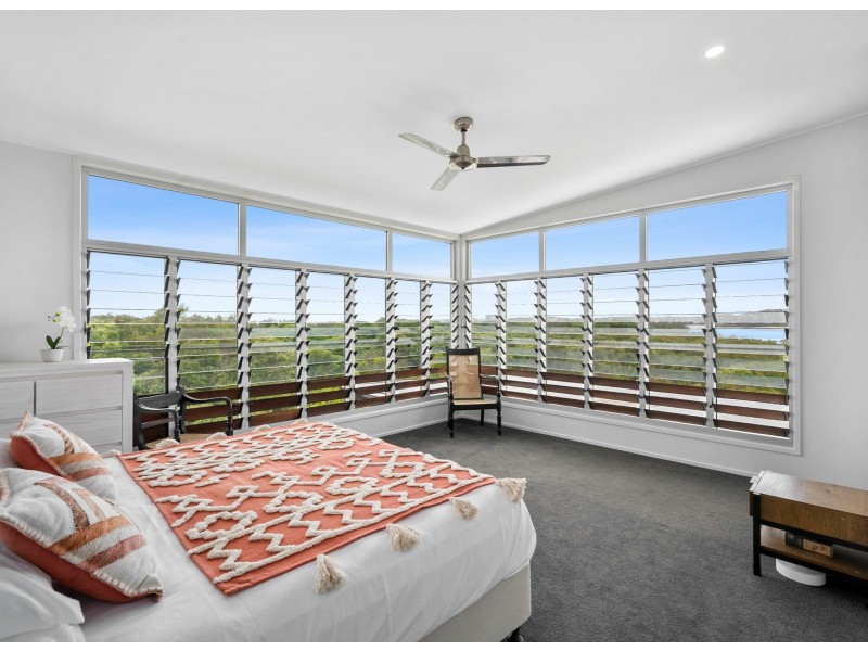 138/80 North Shore Road, Twin Waters QLD 4564