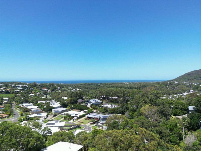 11 Hilltop Crescent, Coolum Beach QLD 4573