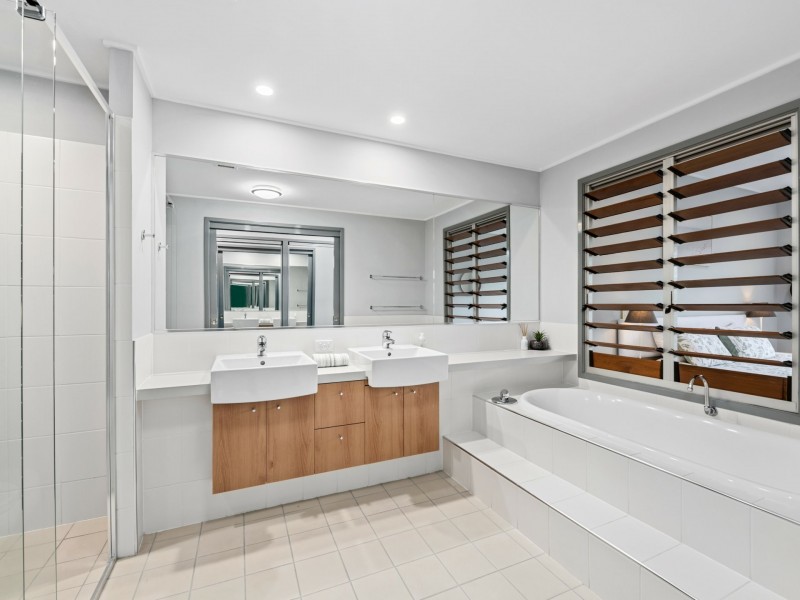 Unit 83/80 North Shore Road, Twin Waters QLD 4564