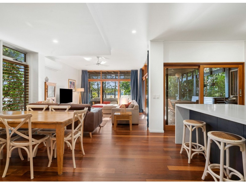 40/80 North Shore Road, Twin Waters QLD 4564