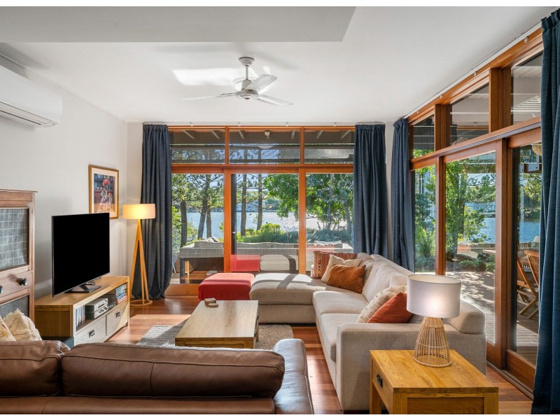 40/80 North Shore Road, Twin Waters QLD 4564