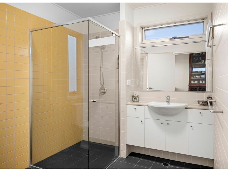 40/80 North Shore Road, Twin Waters QLD 4564