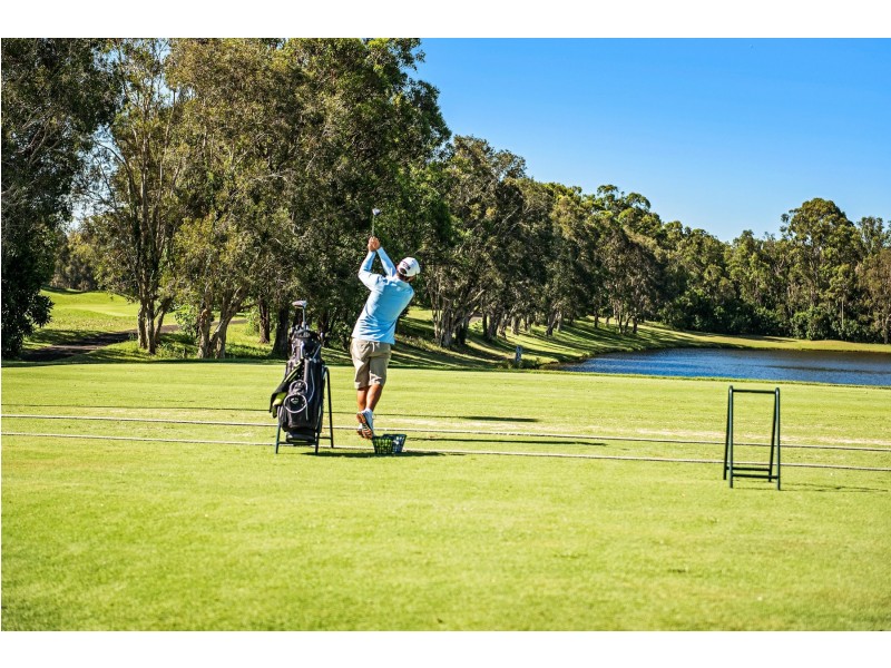19 Moorings Circuit, Twin Waters QLD 4564