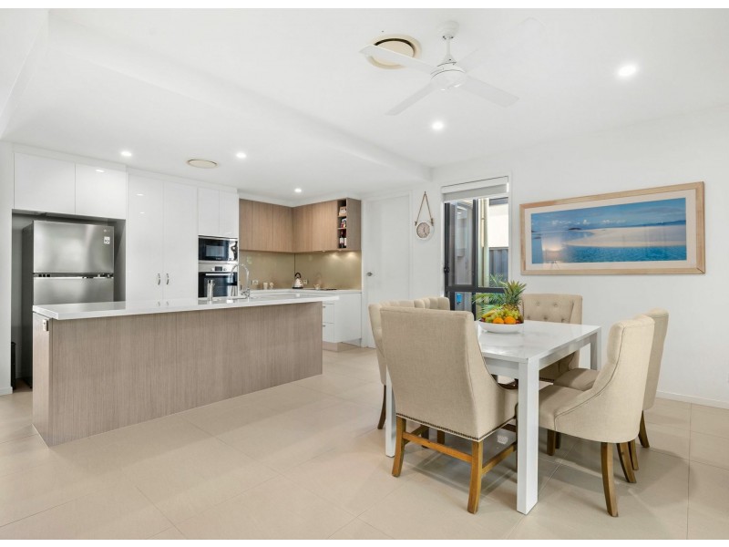 4/596 David Low Way, Pacific Paradise QLD 4564