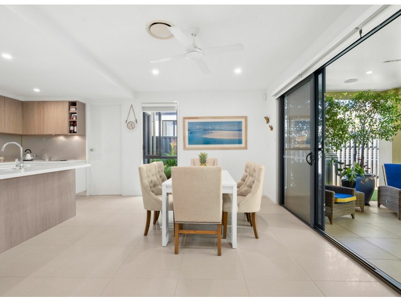 4/596 David Low Way, Pacific Paradise QLD 4564