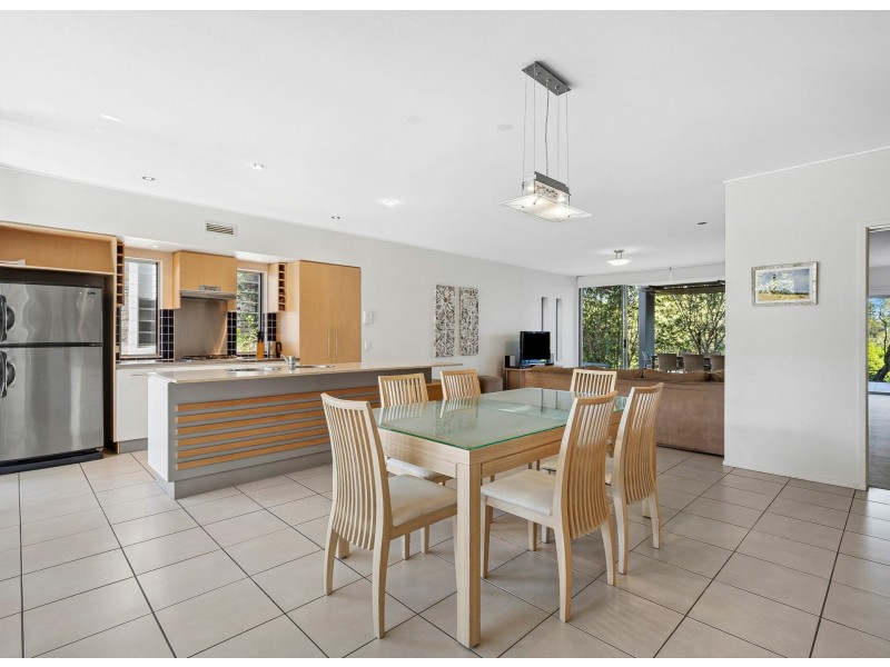 122/80 North Shore Road, Twin Waters QLD 4564