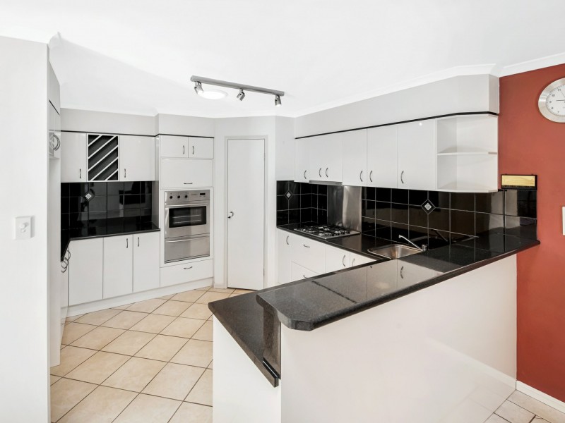 2 Fantail Place, Twin Waters QLD 4564