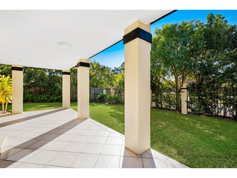 2 Fantail Place, Twin Waters QLD 4564