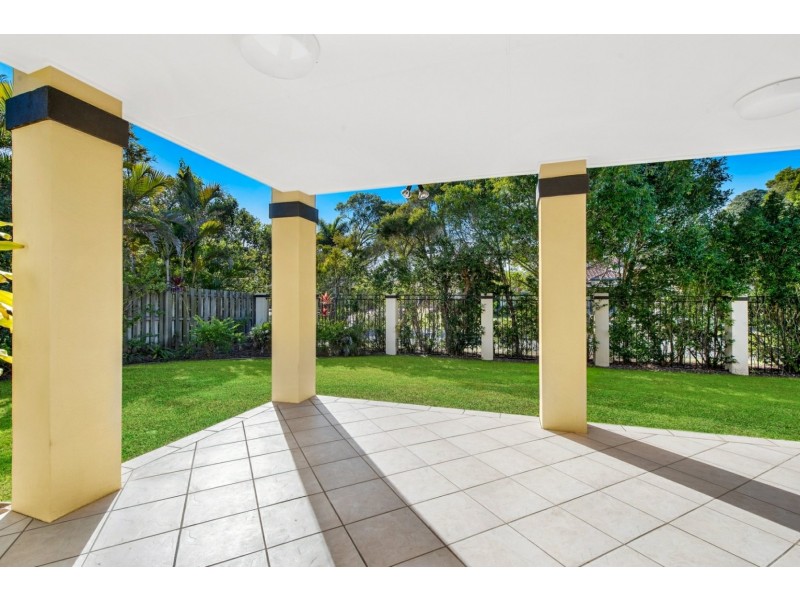 2 Fantail Place, Twin Waters QLD 4564