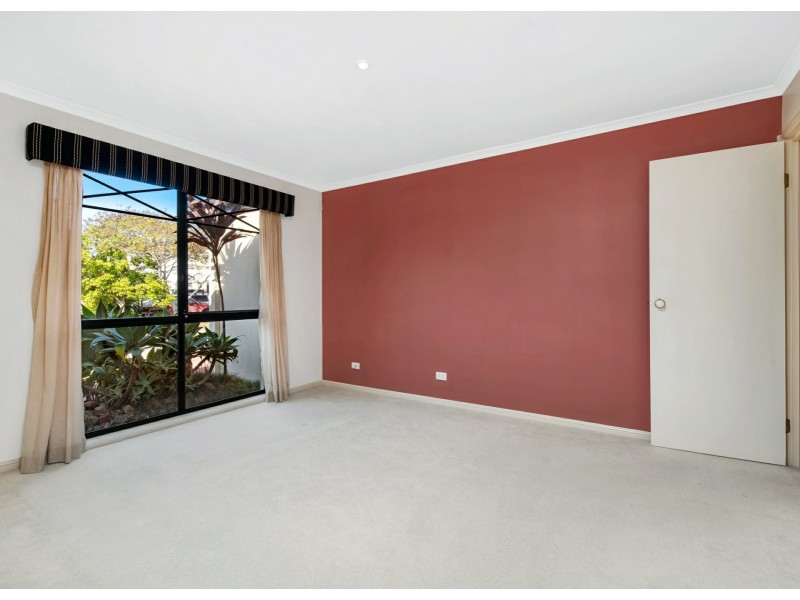 2 Fantail Place, Twin Waters QLD 4564