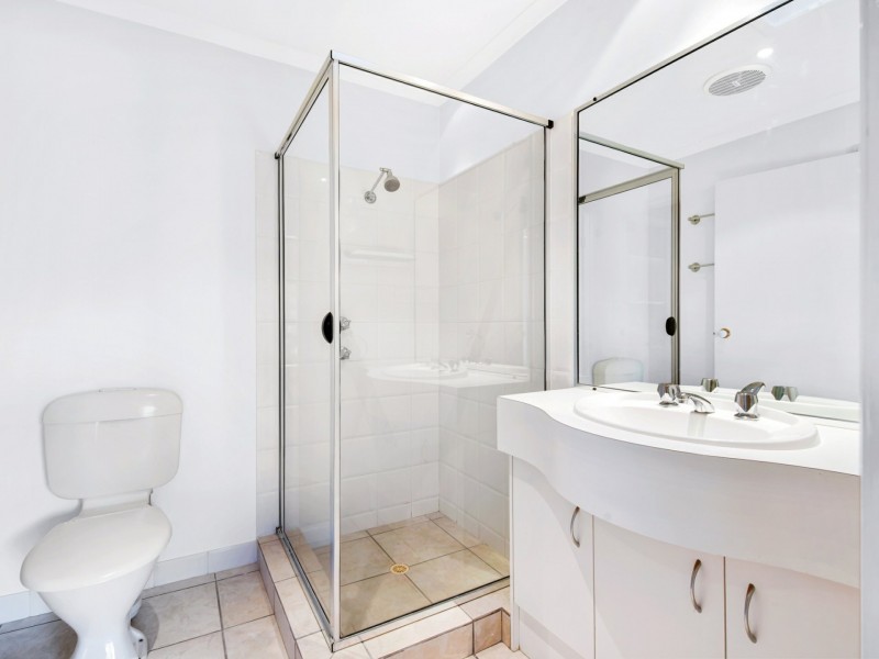 2 Fantail Place, Twin Waters QLD 4564