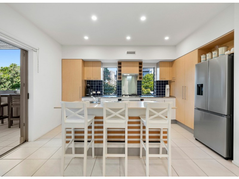 151/80 North Shore Road, Twin Waters QLD 4564