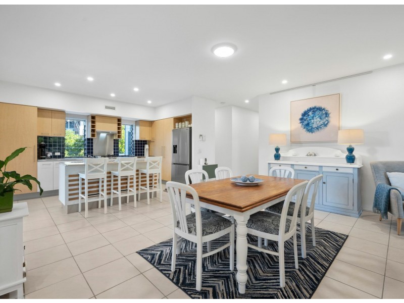 151/80 North Shore Road, Twin Waters QLD 4564