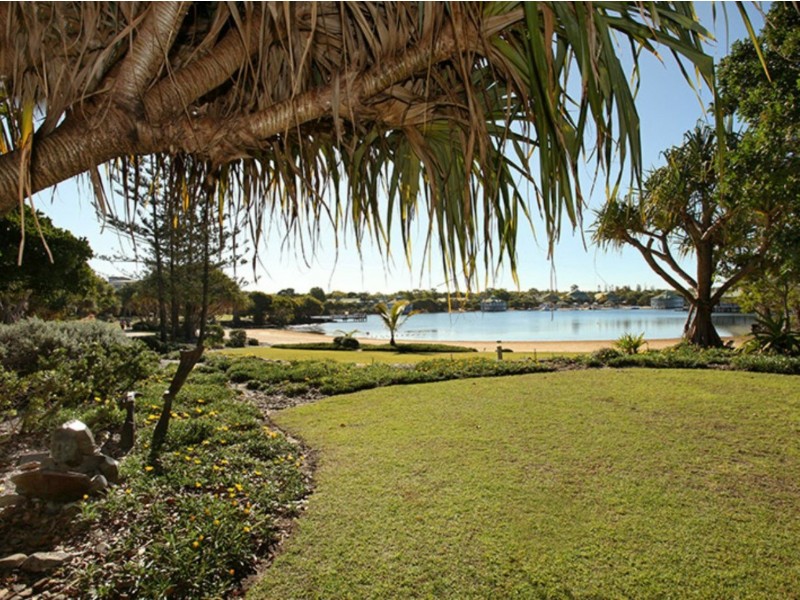 151/80 North Shore Road, Twin Waters QLD 4564