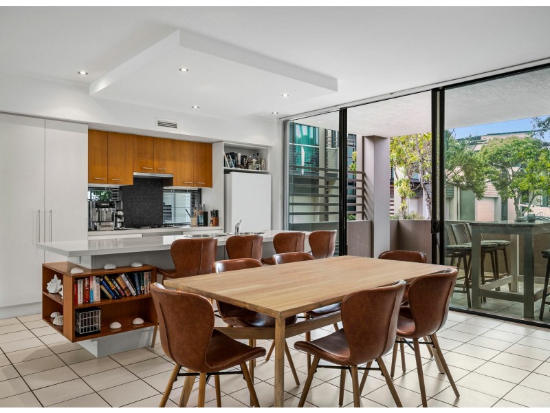 1/20 Baywater Drive, Twin Waters QLD 4564