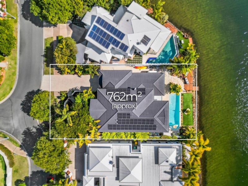 38 Stillwater Drive, Twin Waters QLD 4564