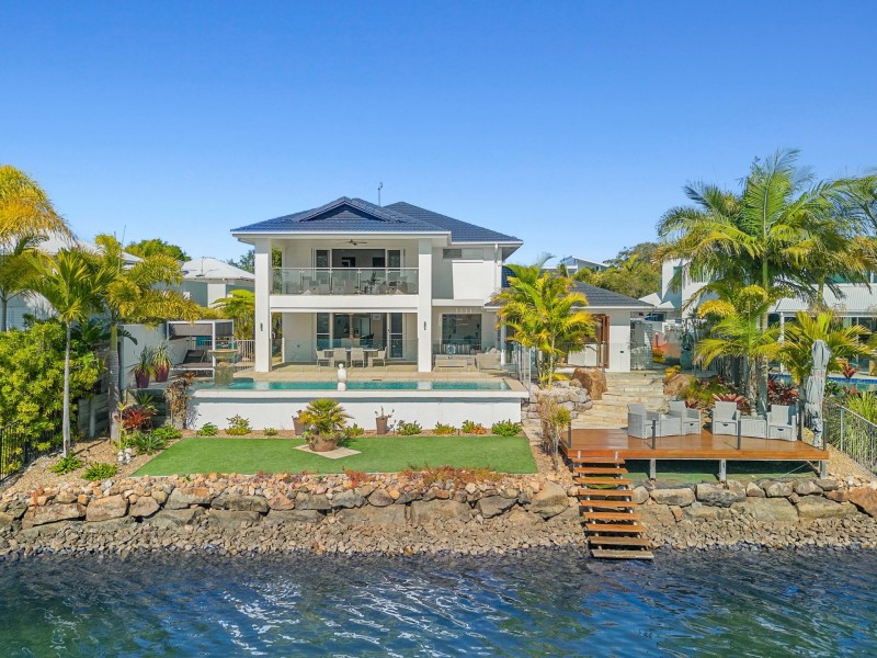 38 Stillwater Drive, Twin Waters QLD 4564
