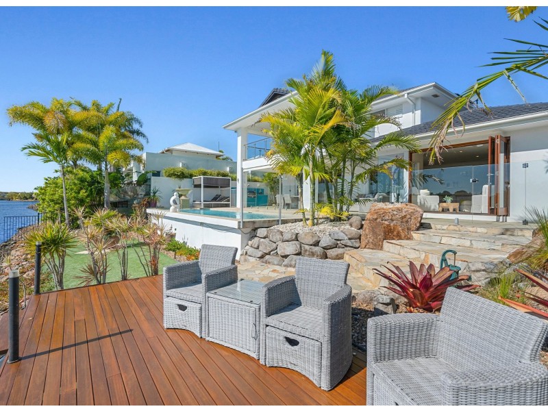 38 Stillwater Drive, Twin Waters QLD 4564