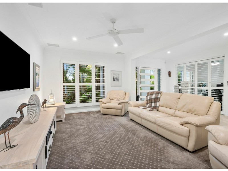 38 Stillwater Drive, Twin Waters QLD 4564