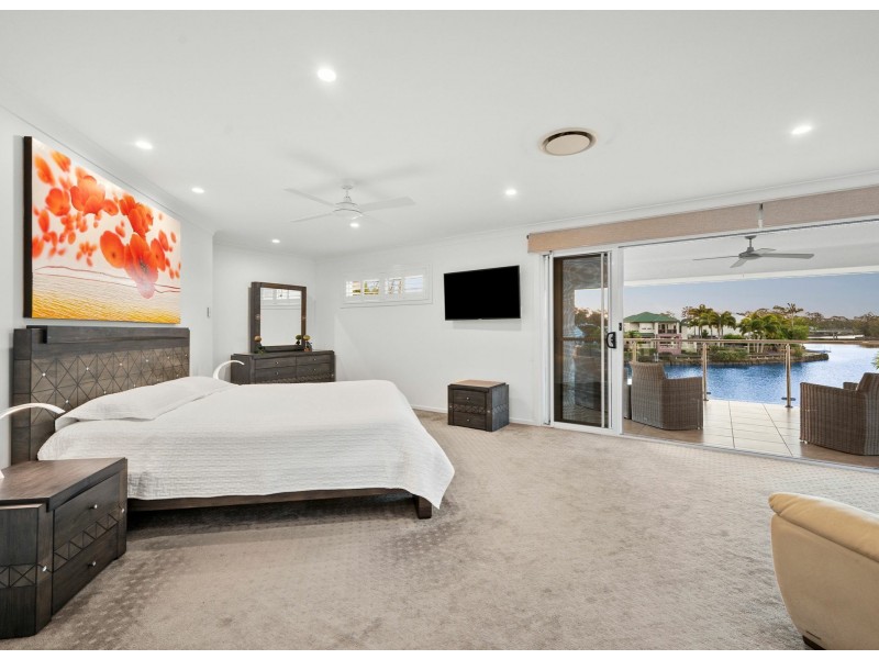 38 Stillwater Drive, Twin Waters QLD 4564