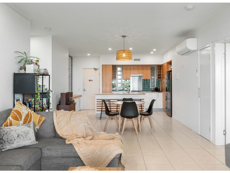 133/80 North Shore Road, Twin Waters QLD 4564