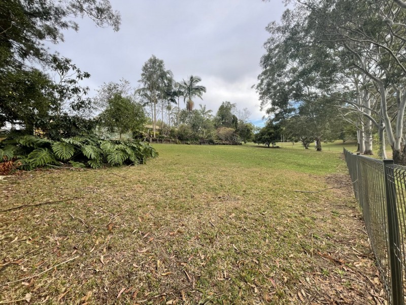 817-821 Diddillibah Rd, Diddillibah QLD 4559