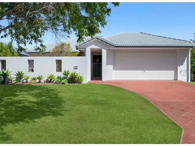 4 Tassel Place, Twin Waters QLD 4564