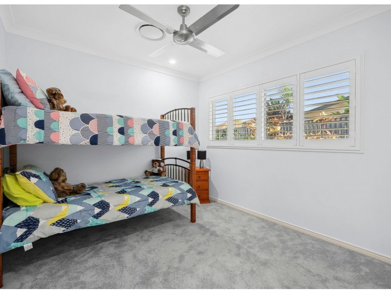 17 Anchorage Cct, Twin Waters QLD 4564