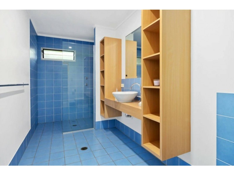 1 North Beach Place, Mudjimba QLD 4564