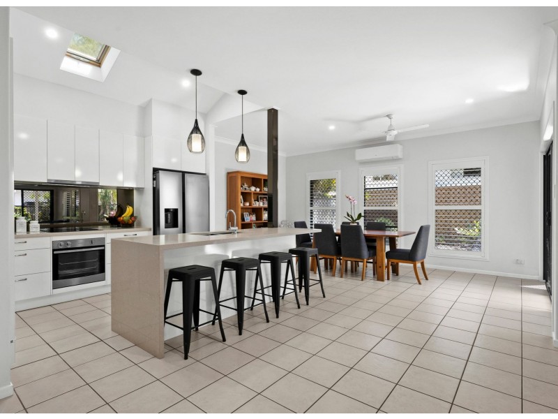 7 Portmarnock Court, Twin Waters QLD 4564