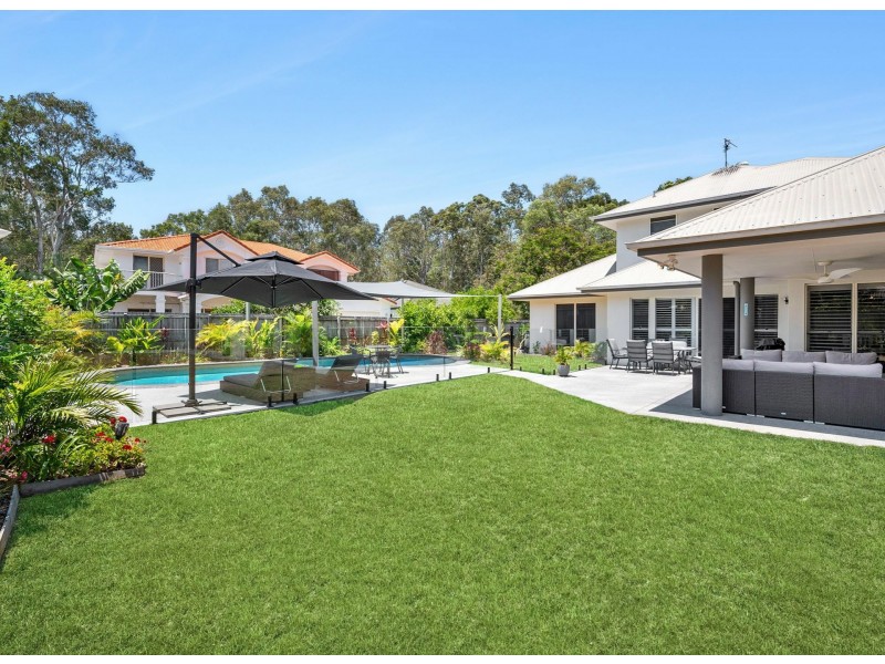 5 Carnoustie Court, Twin Waters QLD 4564