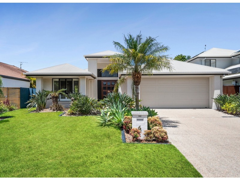 6 Staysail Place, Twin Waters QLD 4564