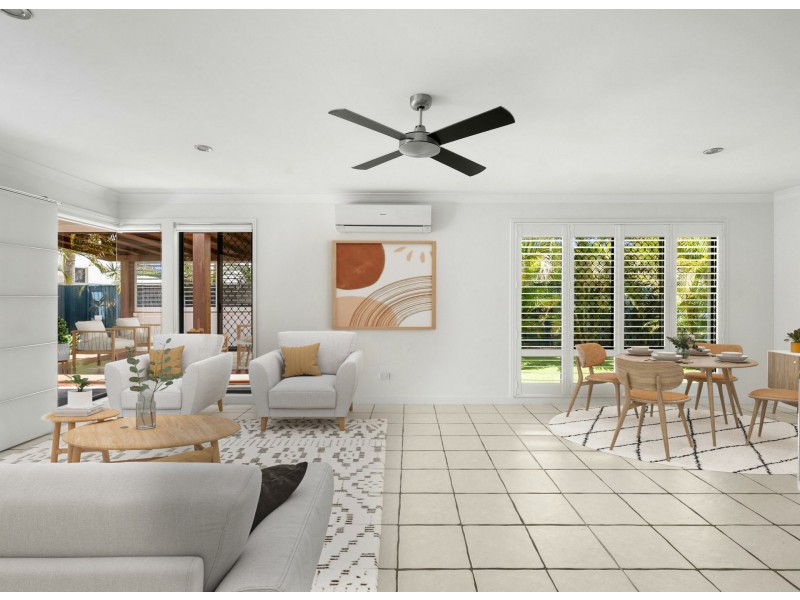 6 Staysail Place, Twin Waters QLD 4564