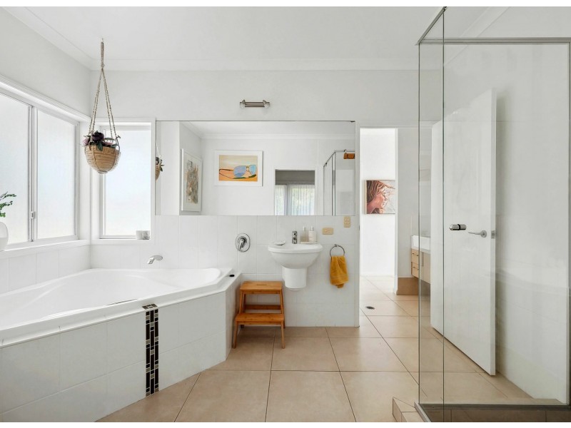 75 Baywater Drive, Twin Waters QLD 4564