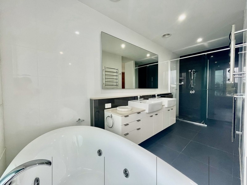 19/20 Anchorage Circuit, Twin Waters QLD 4564