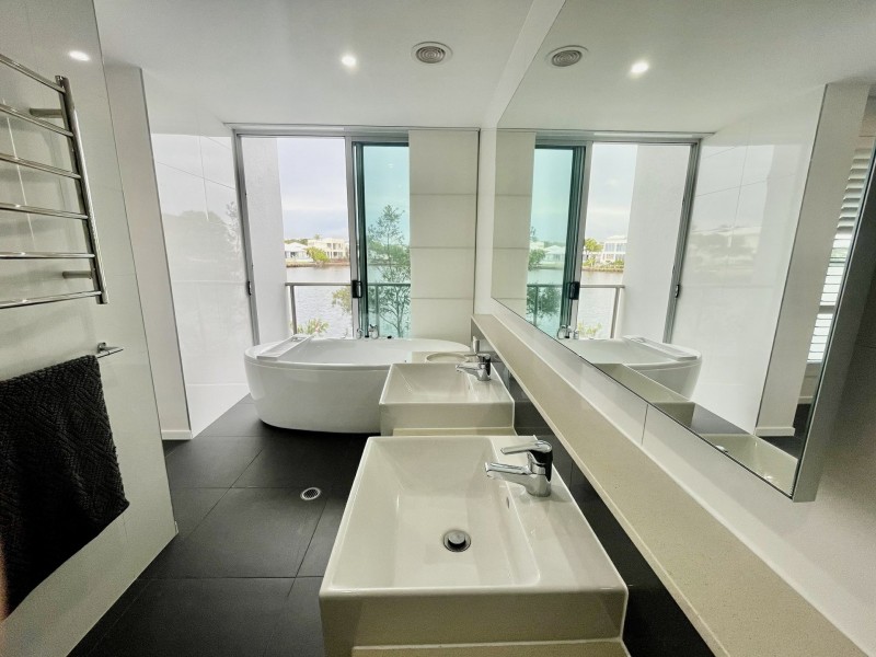 19/20 Anchorage Circuit, Twin Waters QLD 4564