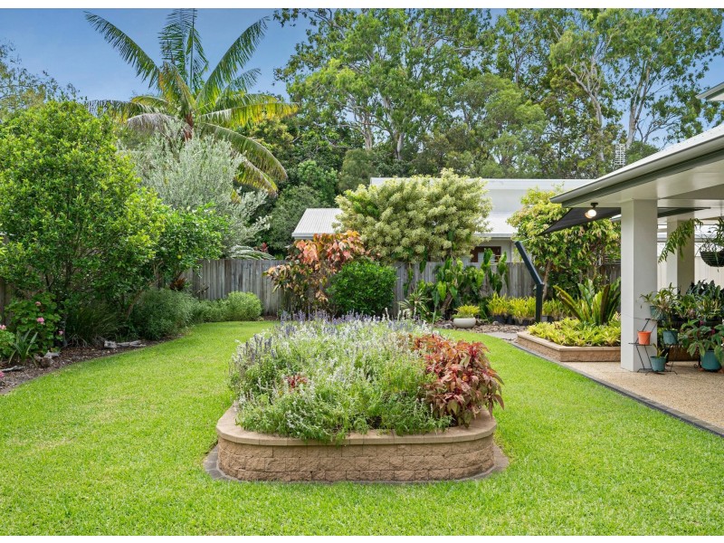 12 Parsons Bank Drive, Twin Waters QLD 4564
