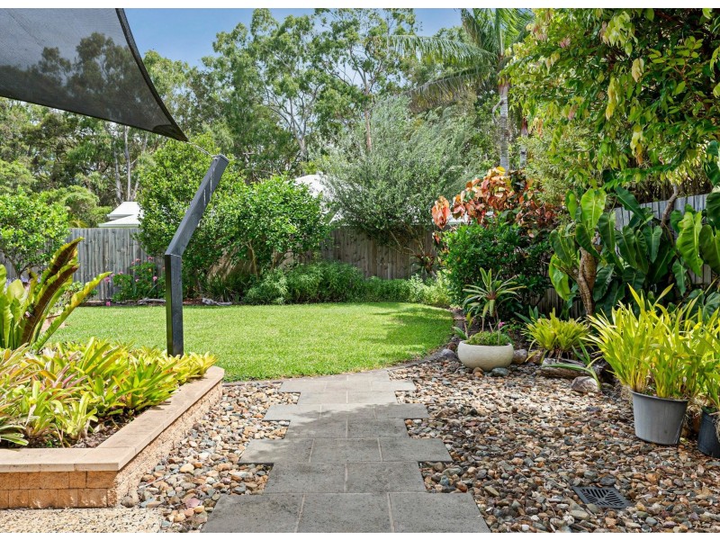 12 Parsons Bank Drive, Twin Waters QLD 4564