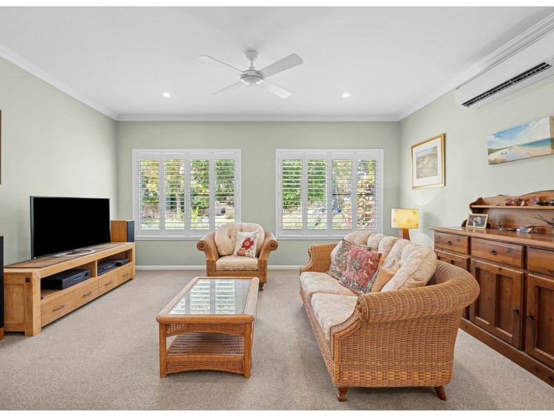 12 Parsons Bank Drive, Twin Waters QLD 4564