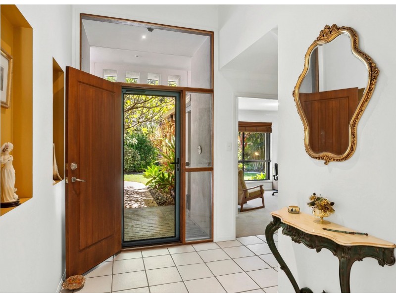 34 Prestwick Drive, Twin Waters QLD 4564