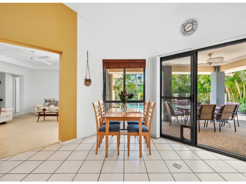 34 Prestwick Drive, Twin Waters QLD 4564
