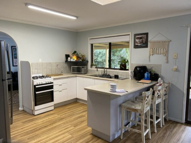 11 Gayome Street, Pacific Paradise QLD 4564