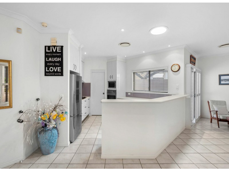 11 Cooloola Place, Twin Waters QLD 4564
