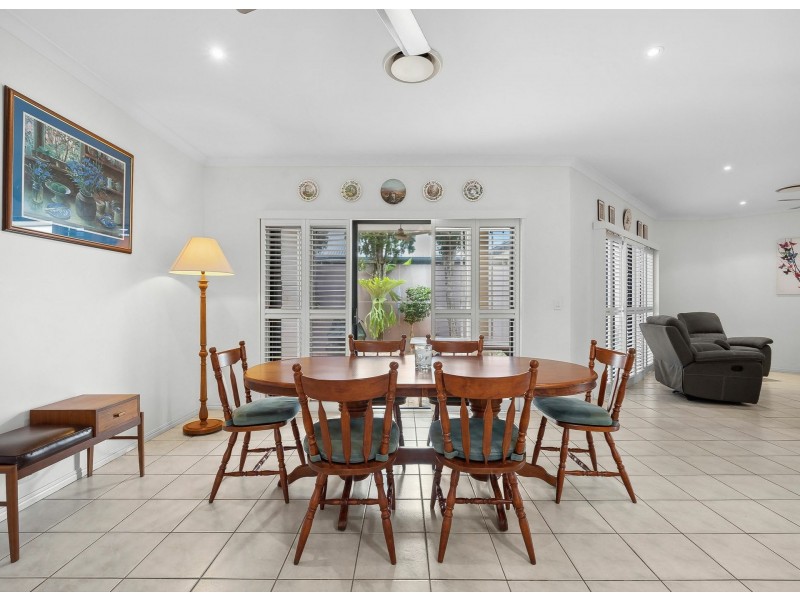 11 Cooloola Place, Twin Waters QLD 4564